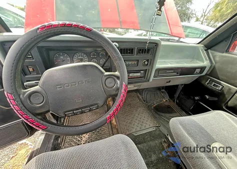 1994 Dodge Dakota z USA, uszkodzony, nr VIN 1B7FL26X0RW100353